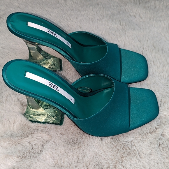 Zara Block Heels - Emerald Green - Picture 8 of 11